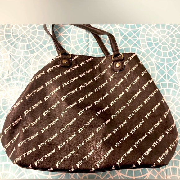 Betsey Johnson black and white tote bag.
Reversible NWOT - Picture 10 of 10